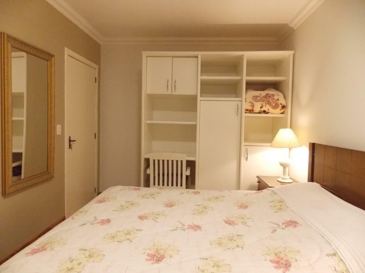 Triplex 3 Suites Em Canela Exterior photo